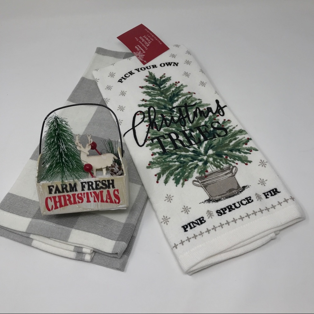 Christmas Farmhouse Tree Towel Set & Ornnanent